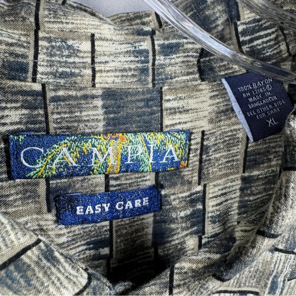 Campia Men’s‎ XL Green and Gray Pattern Rayon Button-Up Short Sleeve Shirt